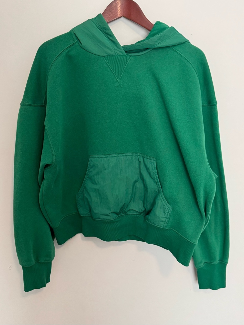 Offline Aerie Women’s Green Hoodie Casual Pullover Sweatshirt Size M Comfy